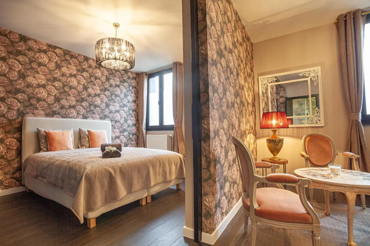 Luxury Suites Royal Antverpy 0*,  Belgie