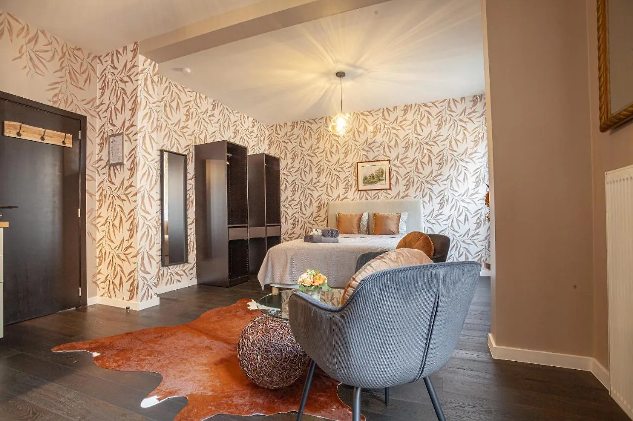 Luxury Suites Royal Antwerpen 0*,